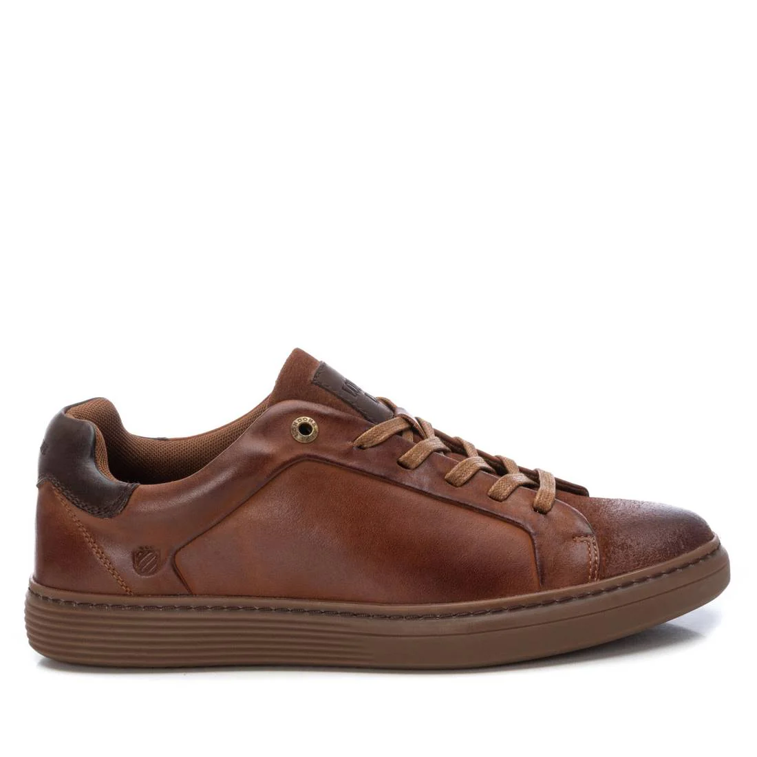 ZAPATILLA DE HOMBRE CARMELA 16099402