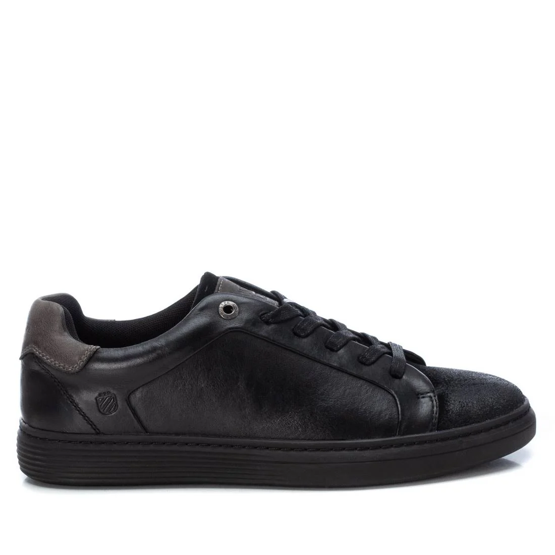 ZAPATILLA DE HOMBRE CARMELA 16099403