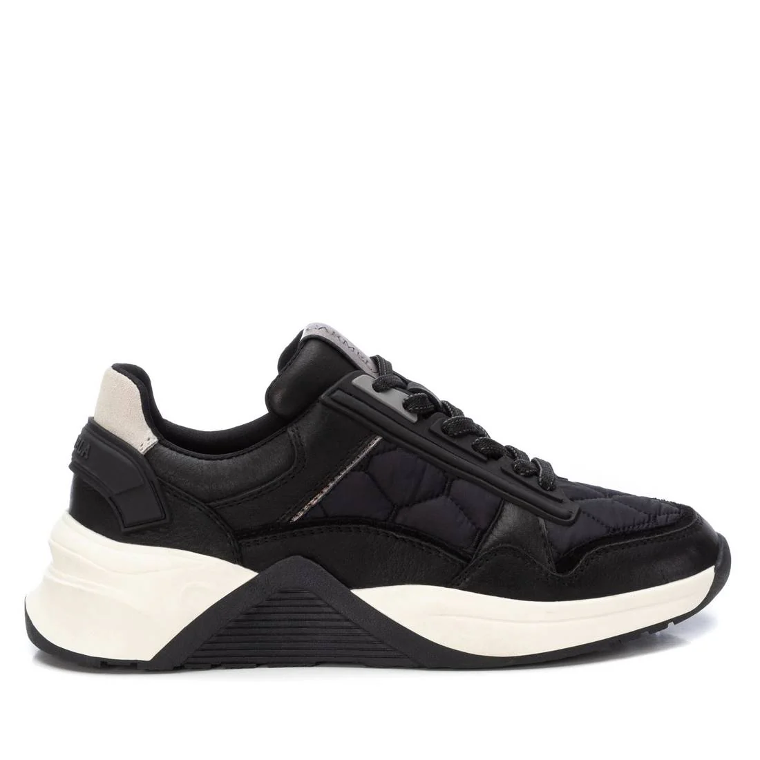 ZAPATILLA DE MUJER CARMELA 16011502