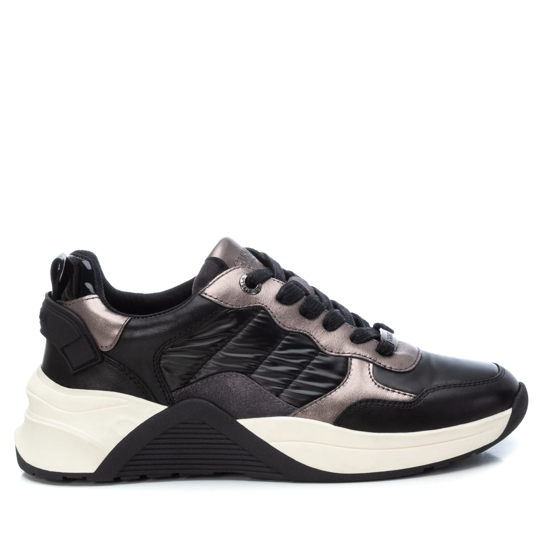 ZAPATILLA DE MUJER CARMELA 16015401