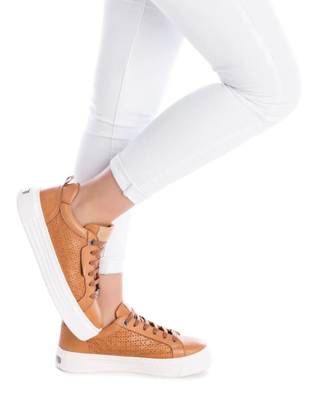 ZAPATILLA DE MUJER CARMELA 16055802 - Image 2