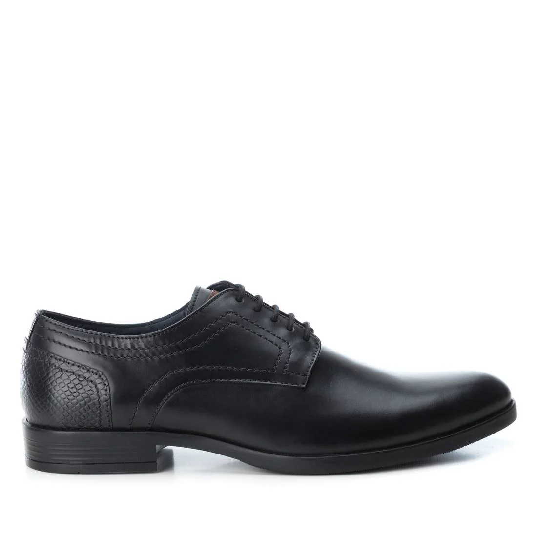 ZAPATO DE HOMBRE CARMELA 06709601