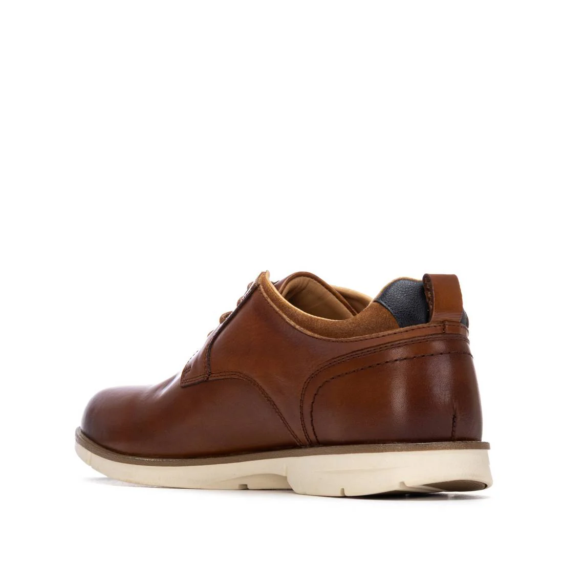 Zapato de hombre plano Carmela 16390901 - Image 3
