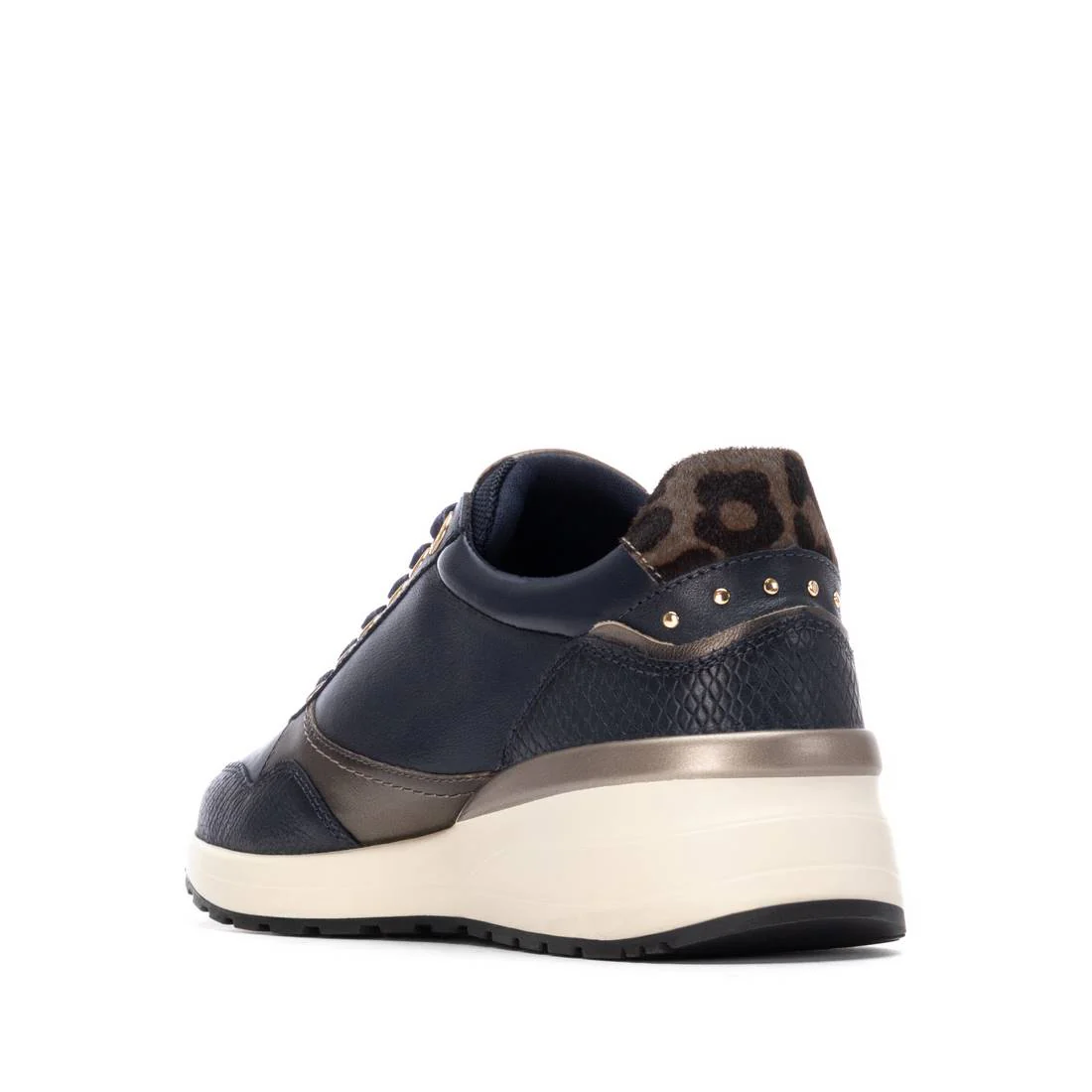 Zapatilla de mujer plano Carmela 16244207 - Image 3