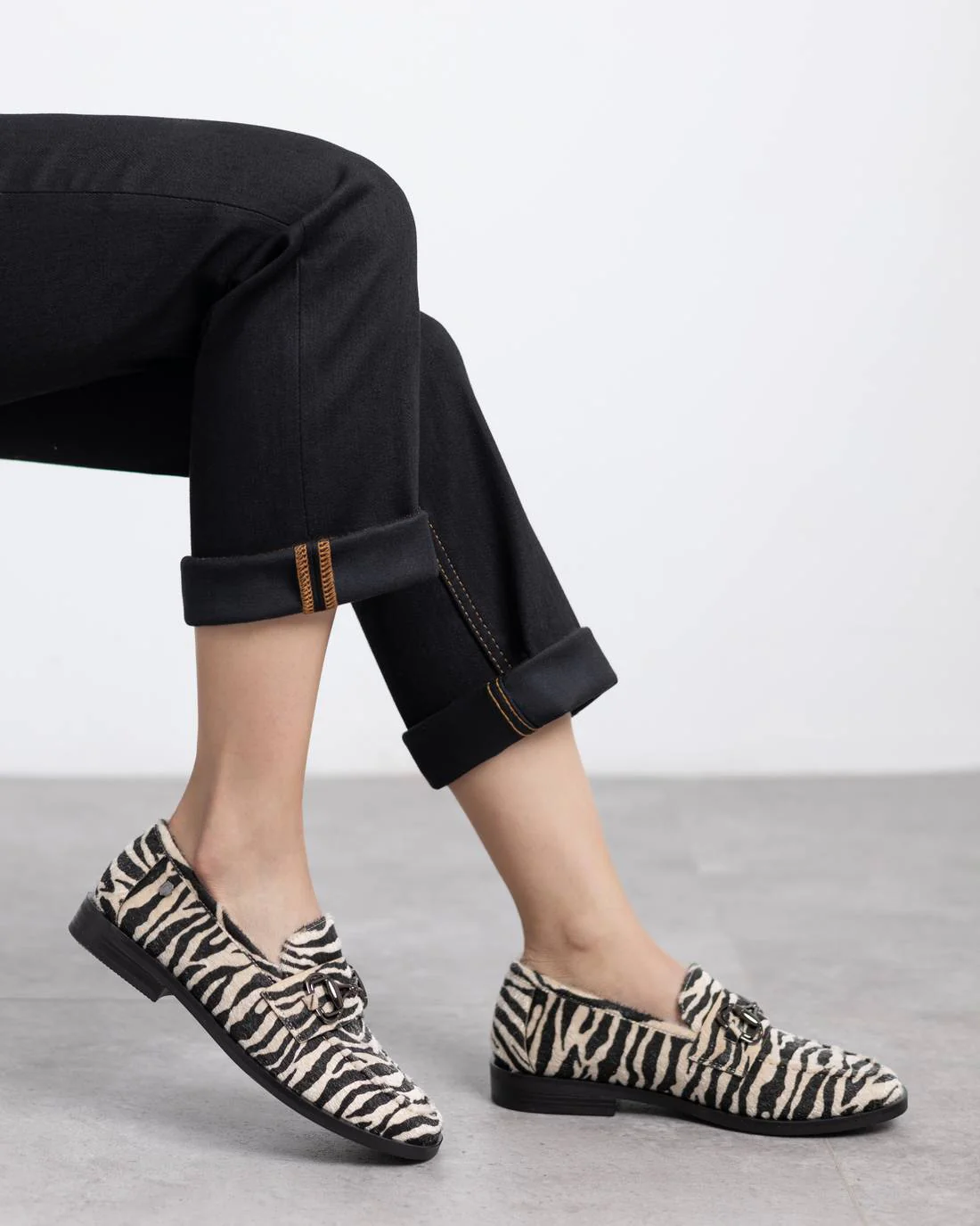 Zapato de mujer plano Carmela 16269701 - Image 6