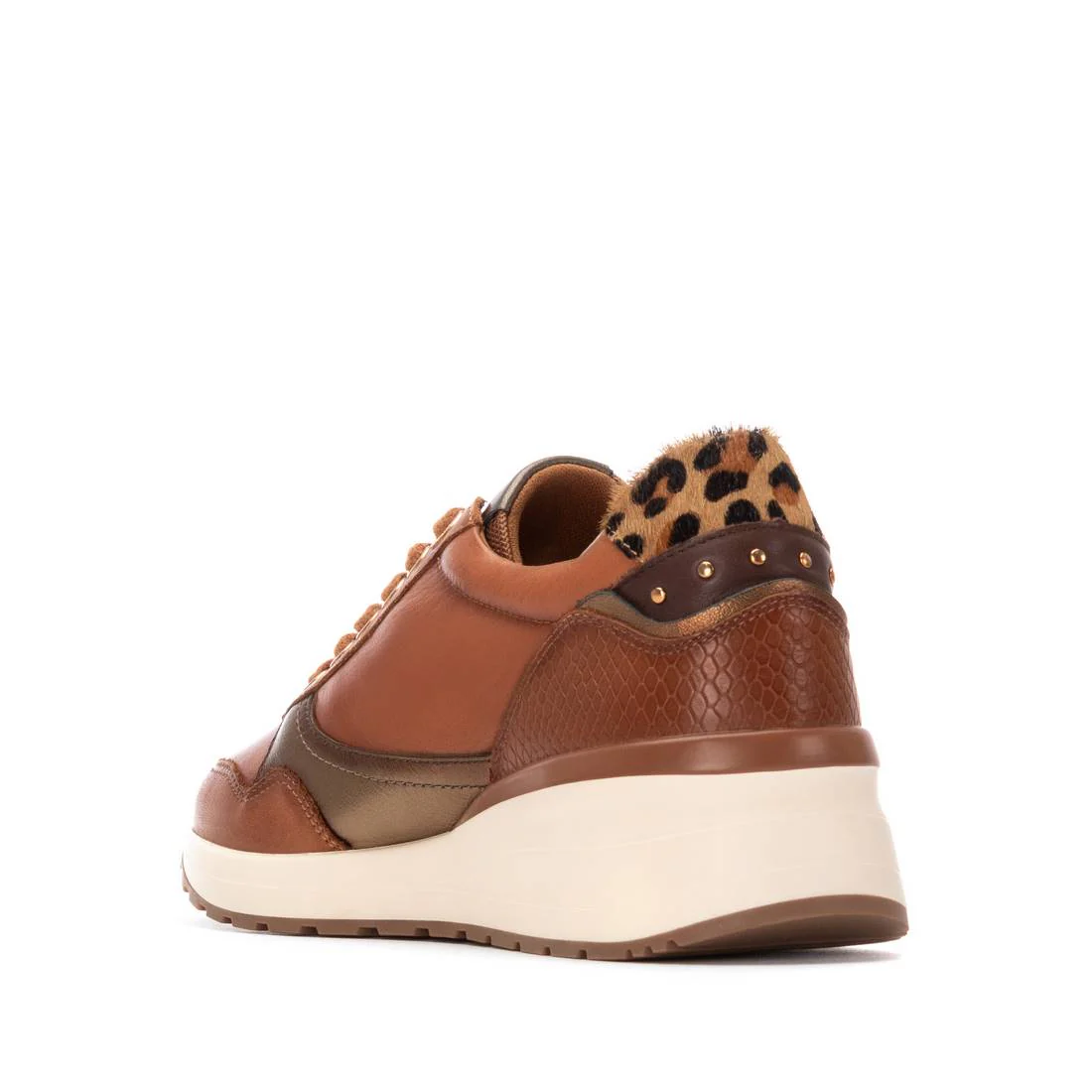 Zapatilla de mujer plano Carmela 16244202 - Image 3