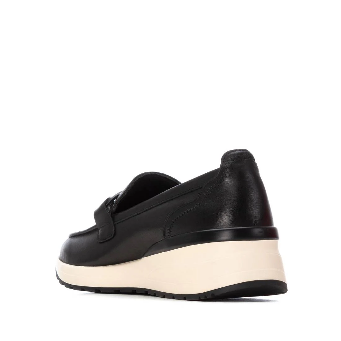 Zapatilla de mujer plano Carmela 16252301 - Image 4